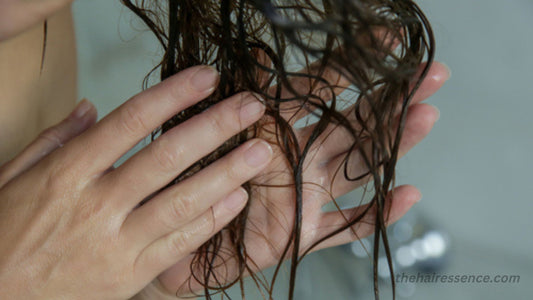 hair-feels-sticky-when-wet-5-weird-causes